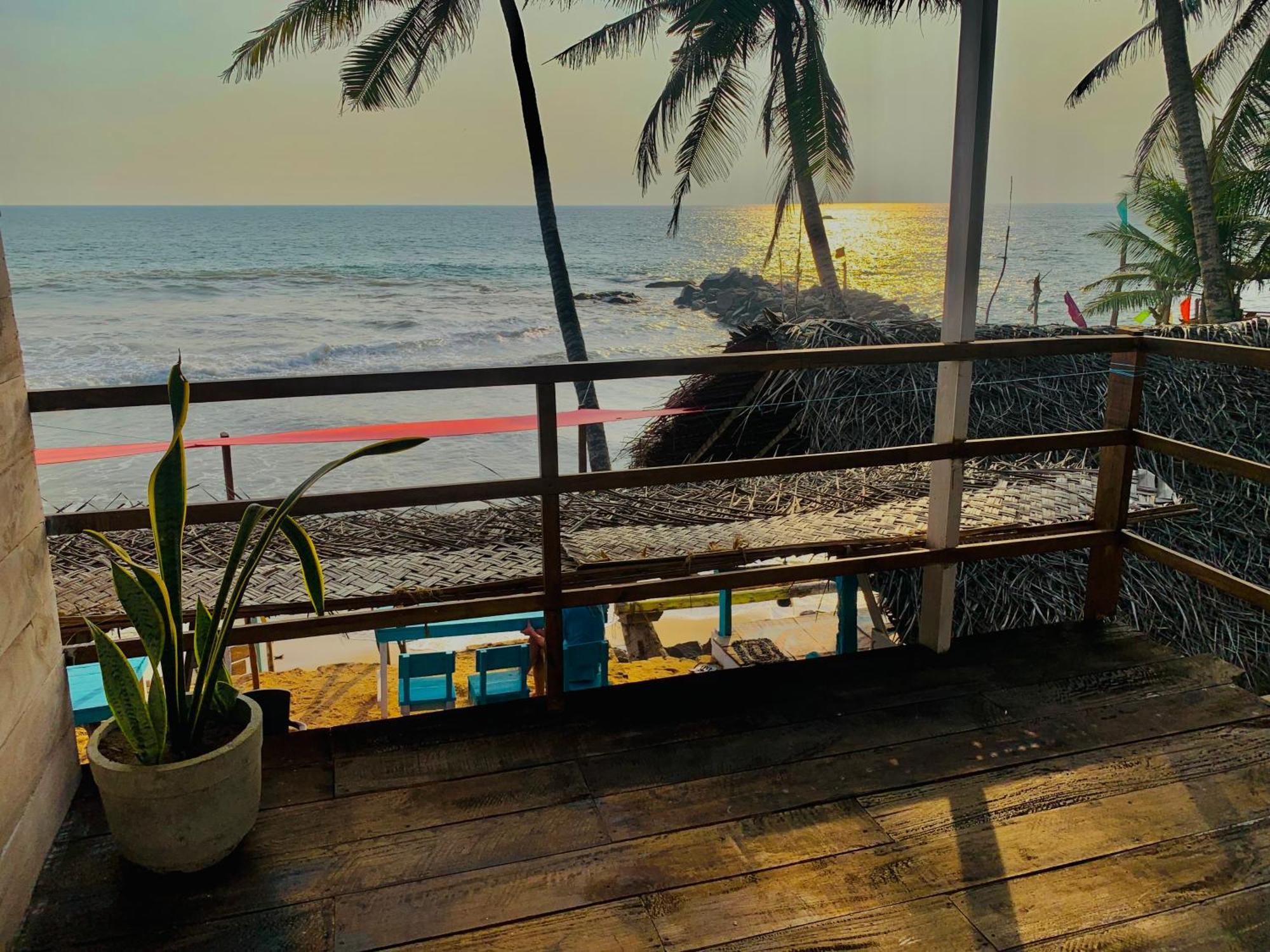 Smile Beach Home Galle Zimmer foto