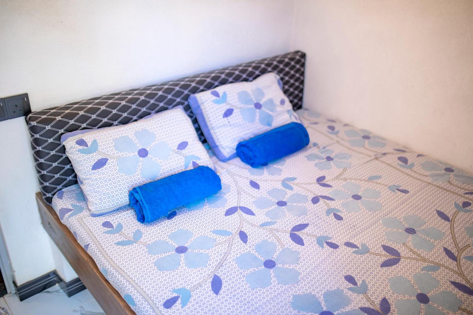 Smile Beach Home Galle Zimmer foto